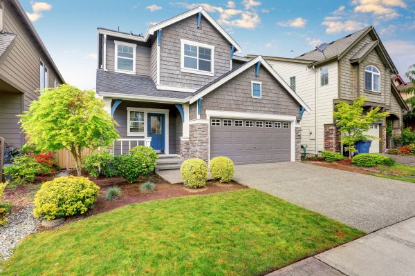 Curb Appeal Landscaping in New Baltimore