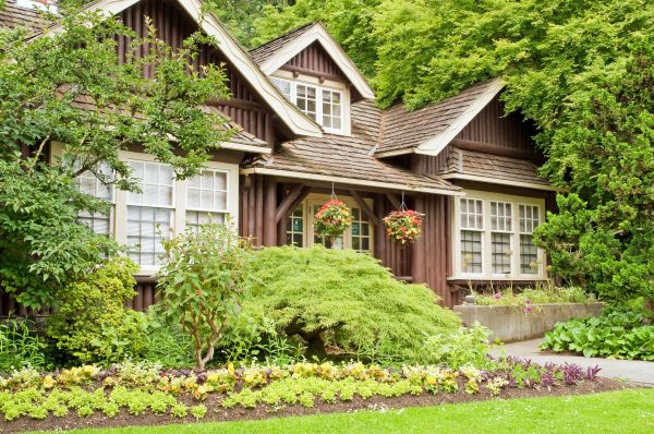 Log Home Landscaping in New Baltimore